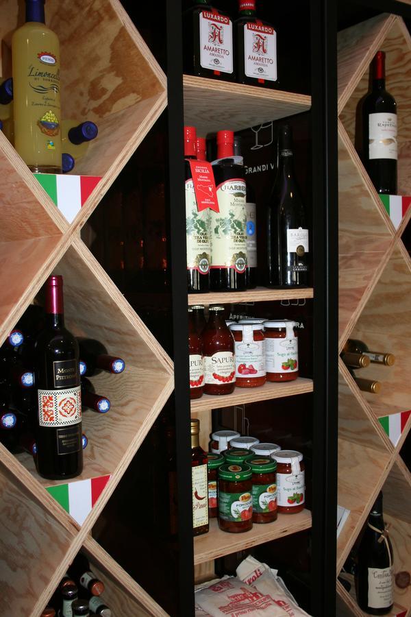Les Italiens Hotel 2*